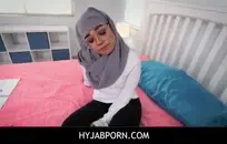 فيدو زب كبير يدخل في كس ويتحرك